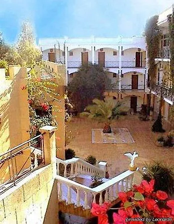 Апартаменты Castello Di Rodi *