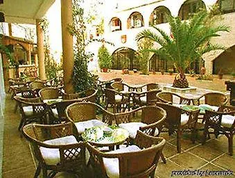 Апартаменты Castello Di Rodi *